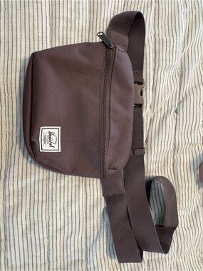 Herschel Supply Company Waist Pack with Front Zip